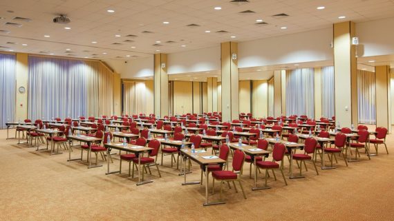 конгресс-отель «Ареал»