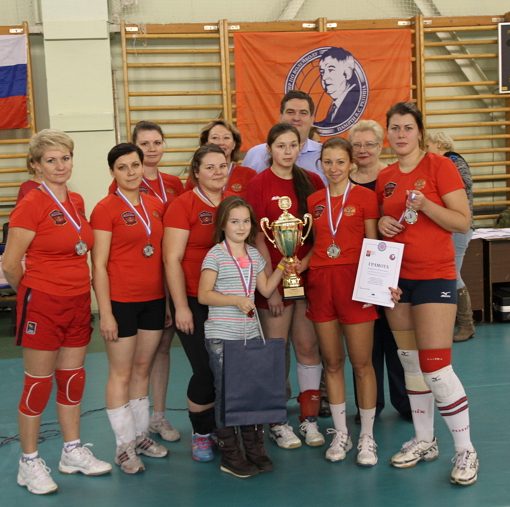 Поздравляем наших спортсменов с успешным выступлением на волейбольном турнире