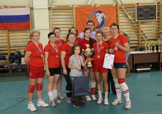 Поздравляем наших спортсменов с успешным выступлением на волейбольном турнире