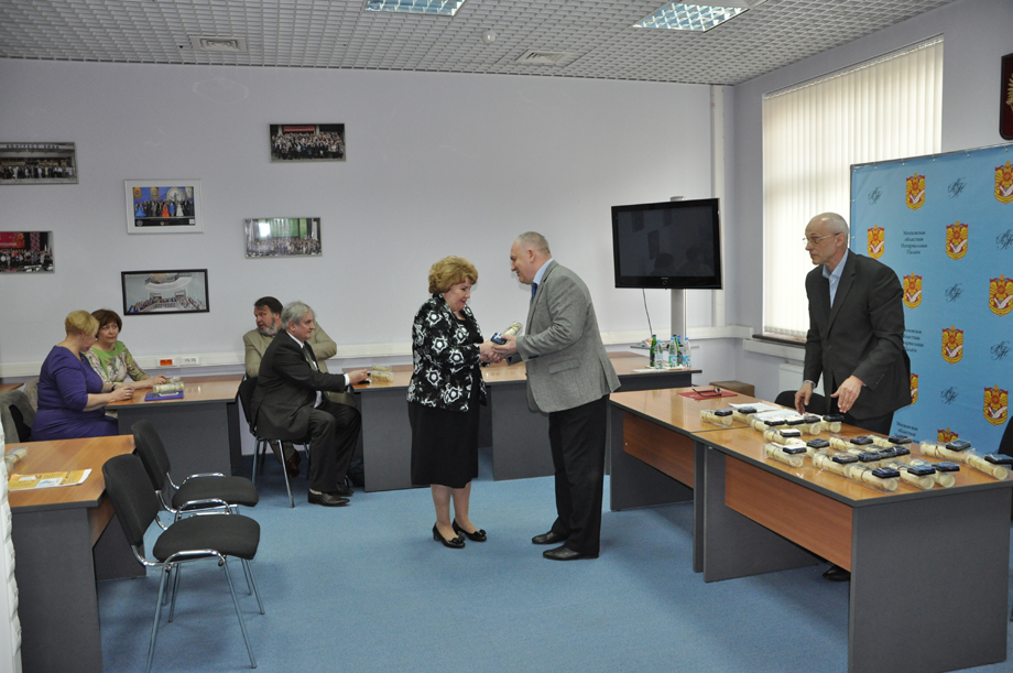 Награждение нотариусов и сотрудников МоНП Награждение нотариусов и сотрудников МоНП"