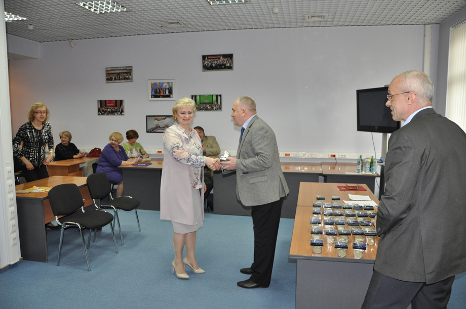 Награждение нотариусов и сотрудников МоНП Награждение нотариусов и сотрудников МоНП"