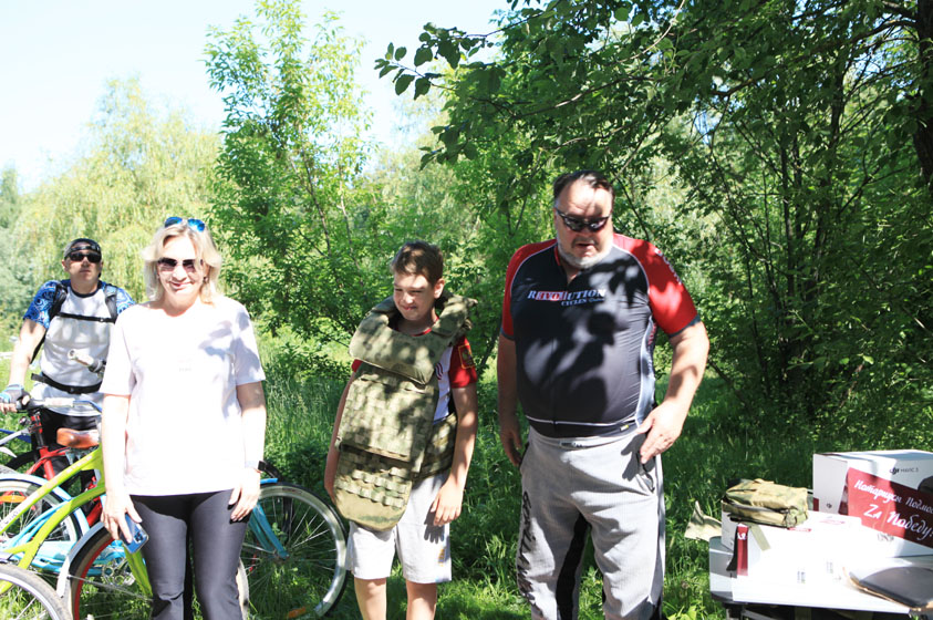 Нотариусы Подмосковья передали для воинов Донбасса бронежилеты и коптеры Нотариусы Подмосковья передали для воинов Донбасса бронежилеты и коптеры"