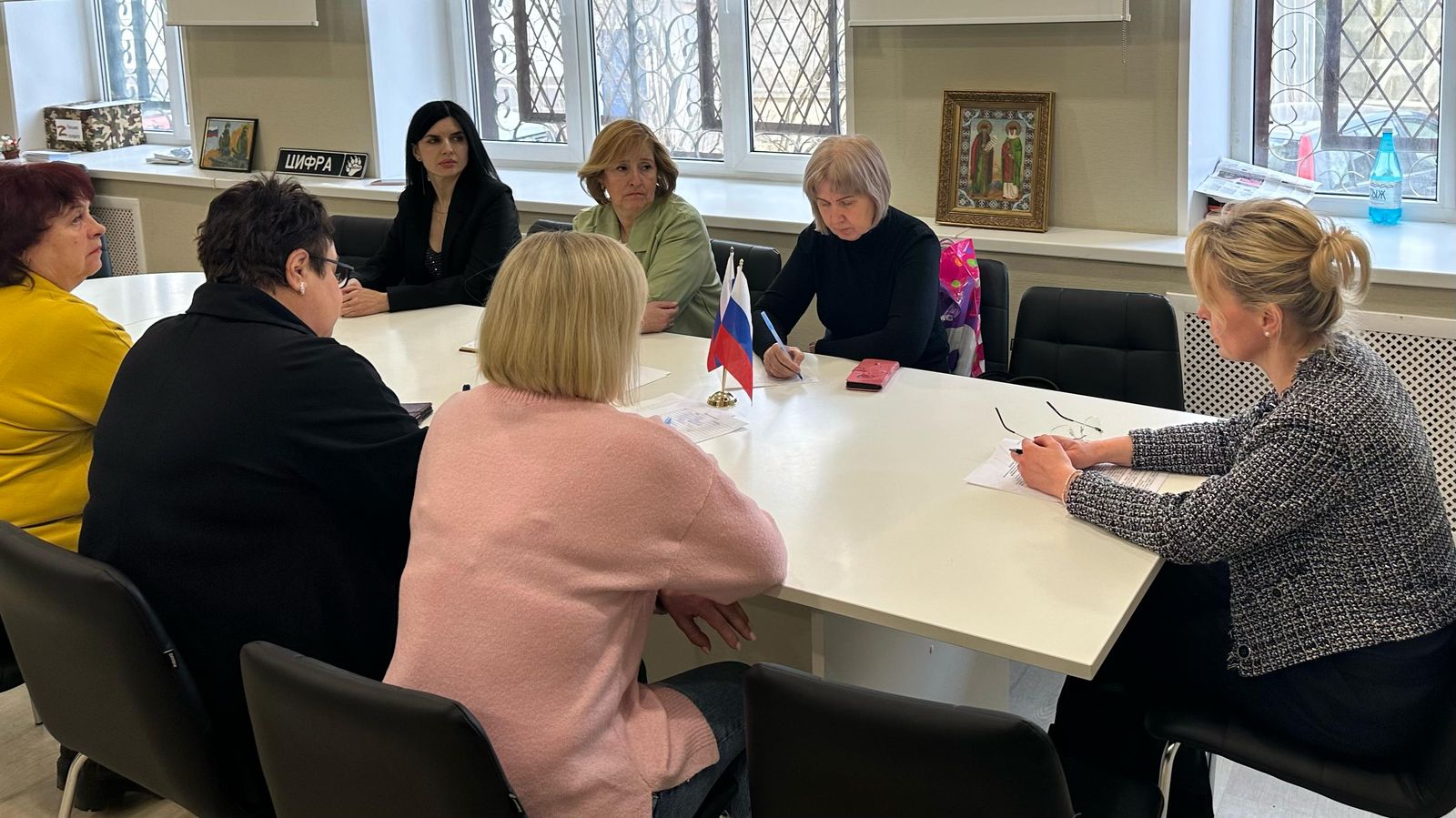 Круглый стол для участников СВО и членов их семей в Серпухове Круглый стол для участников СВО и членов их семей в Серпухове"