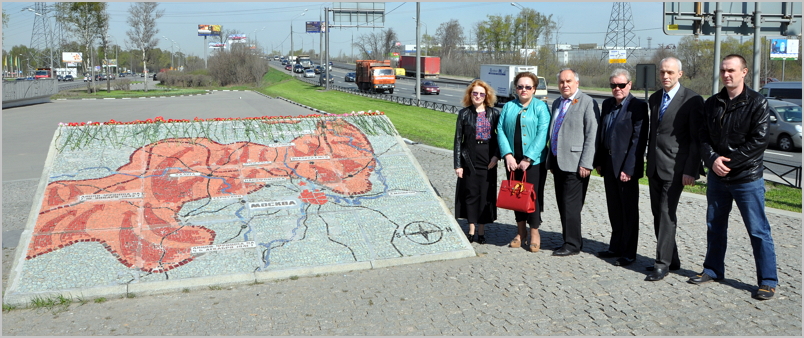 Делегация МоНП возложила цветы к памятнику защитникам столицы Делегация МоНП возложила цветы к памятнику защитникам столицы"
