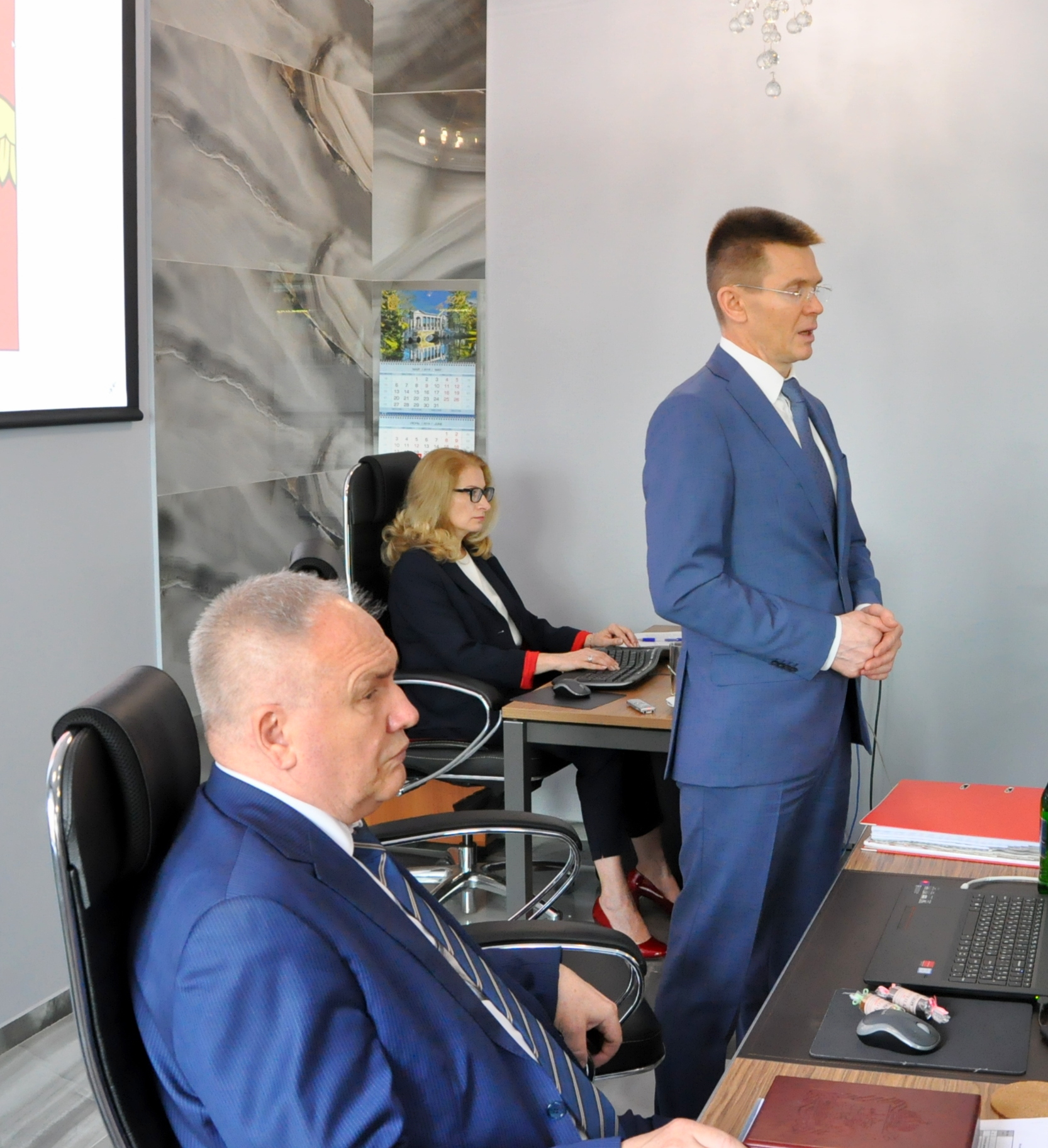 Президенту МоНП Станиславу Смирнову вручена награда Президенту МоНП Станиславу Смирнову вручена награда"