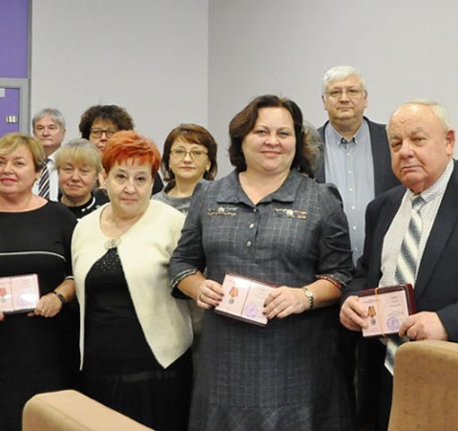 «Служу нотариату»