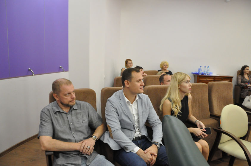 Нотариусам Подмосковья вручили награды Нотариусам Подмосковья вручили награды"