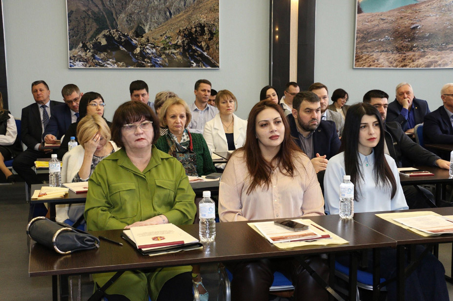 Координационно-методический совет нотариальных палат Центрального федерального округа и Северо-Кавказского федерального округа в Пятигорске Координационно-методический совет нотариальных палат Центрального федерального округа и Северо-Кавказского федерального округа в Пятигорске"