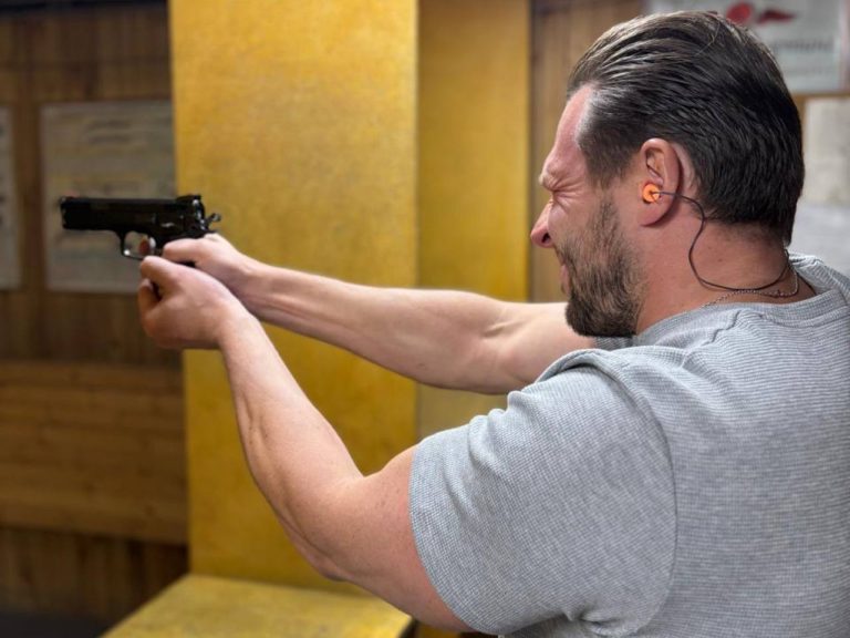 Турнир по пулевой стрельбе в честь 80-летия Победы среди нотариусов Подмосковья Турнир по пулевой стрельбе в честь 80-летия Победы среди нотариусов Подмосковья"