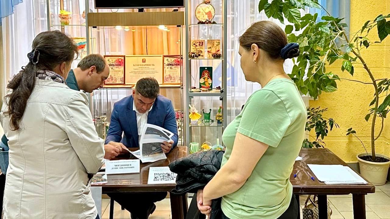 Капитанова Мария Владимировна приняла участие во встрече с населением в формате «Выездной администрации» Капитанова Мария Владимировна приняла участие во встрече с населением в формате «Выездной администрации»"